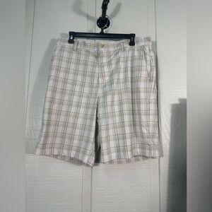 Chaps Golf 78 Hybrid Mens Gray Plaid Chino Flat Front Short Size 34 EUC